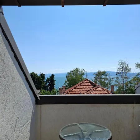 Gasthuis White Center Ohrid,lakeside Ohrid